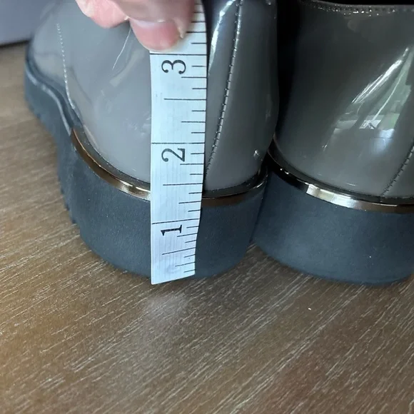 Franco Sarto Women's Charles Oxfords in Gray Patent, Size 7, New In Box - Picture 8 of 9